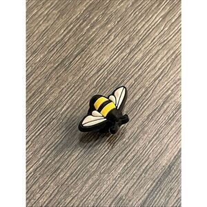 RARE 2019 Crocs - Jibbitz Bumble Bee Charm